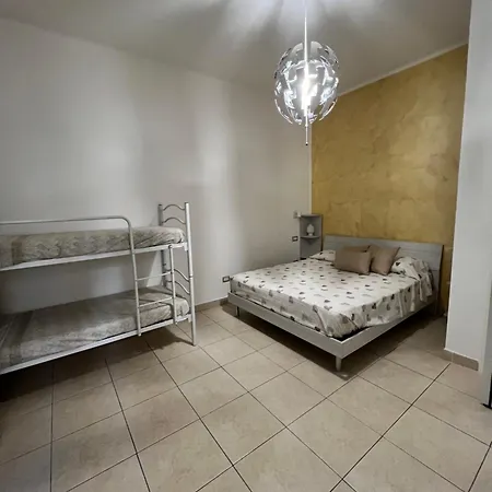 公寓 Casa Vacanza Il Pumo 帕拉贾诺
